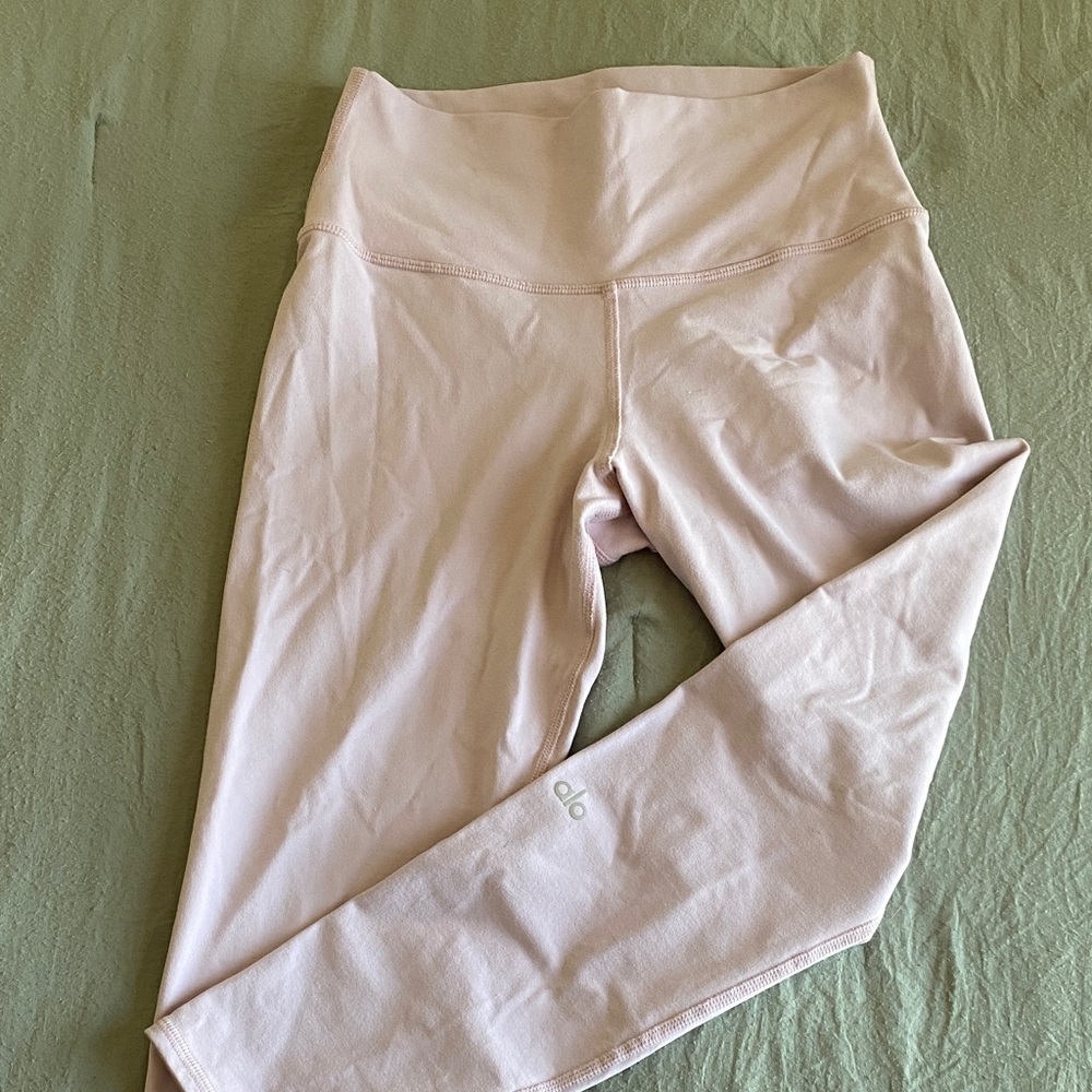 ALO Yoga Light Pink Leggings